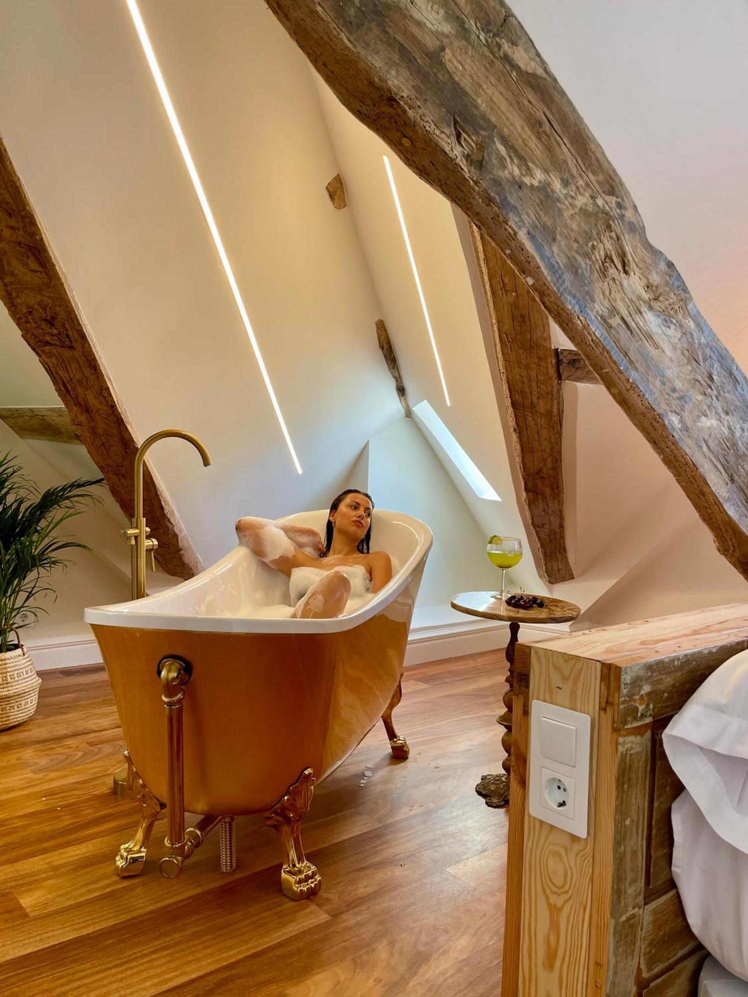 Villa Boutique 1880, Escapada Romantica Con Spa Privado Exterior, Privacidad Y Servicio Personalizado A Lama Екстер'єр фото